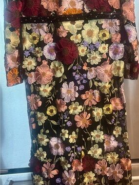 NWT Mac Duggal Embroidered 3D Floral Gown